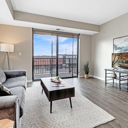 Large Downtown 2Br -Hot Tub-Downtown! Διαμέρισμα Ντε Μόιν Εξωτερικό φωτογραφία